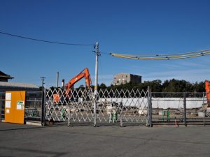 建て替えのために解体されていたJR参宮線山田上口駅の駅舎