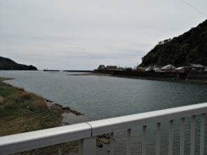 長島橋から望む赤羽川下流側