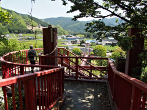 櫛田川に架かる吊り橋、茶倉橋