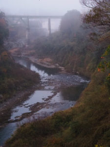 旧舟木橋から望む宮川の上流方向