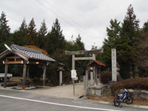 美波多神社（名張市新田）