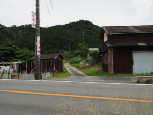 国道42号（JR参宮線 松下駅付近）から湿地帯への分岐